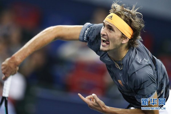 一位锋线伙 一位锋线伙