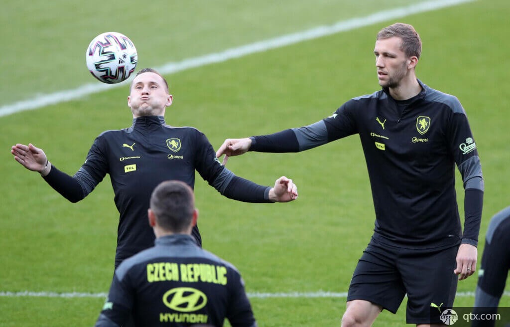 制定日内 制定日内